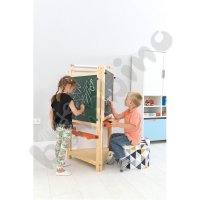 Easel with three-sided boards